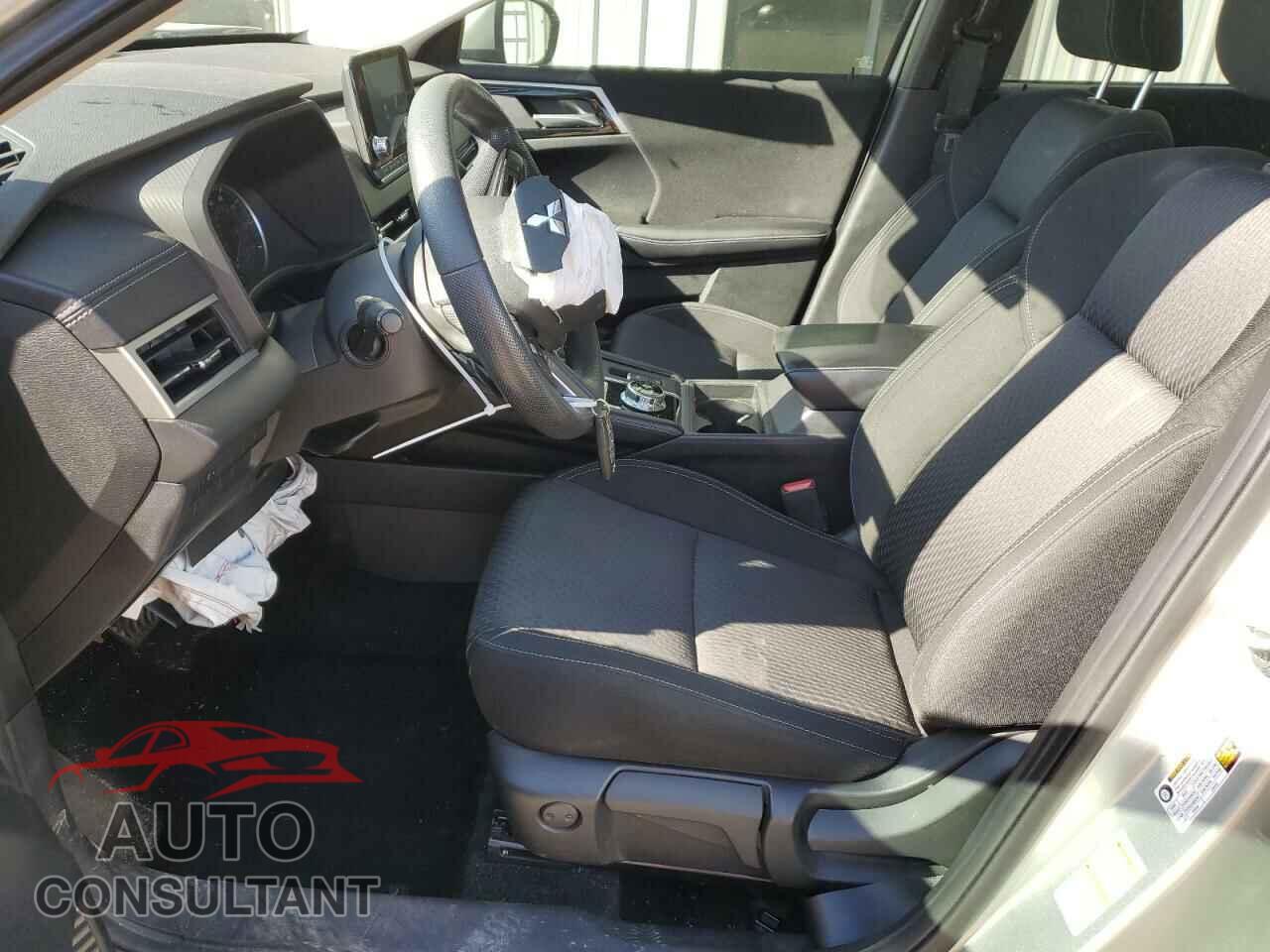 MITSUBISHI OUTLANDER 2022 - JA4J3TA81NZ036228