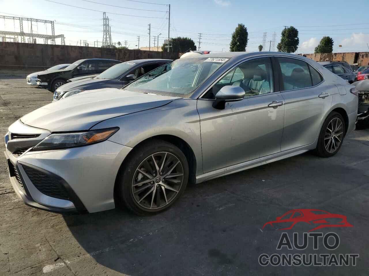 TOYOTA CAMRY 2022 - 4T1T11AK3NU061547