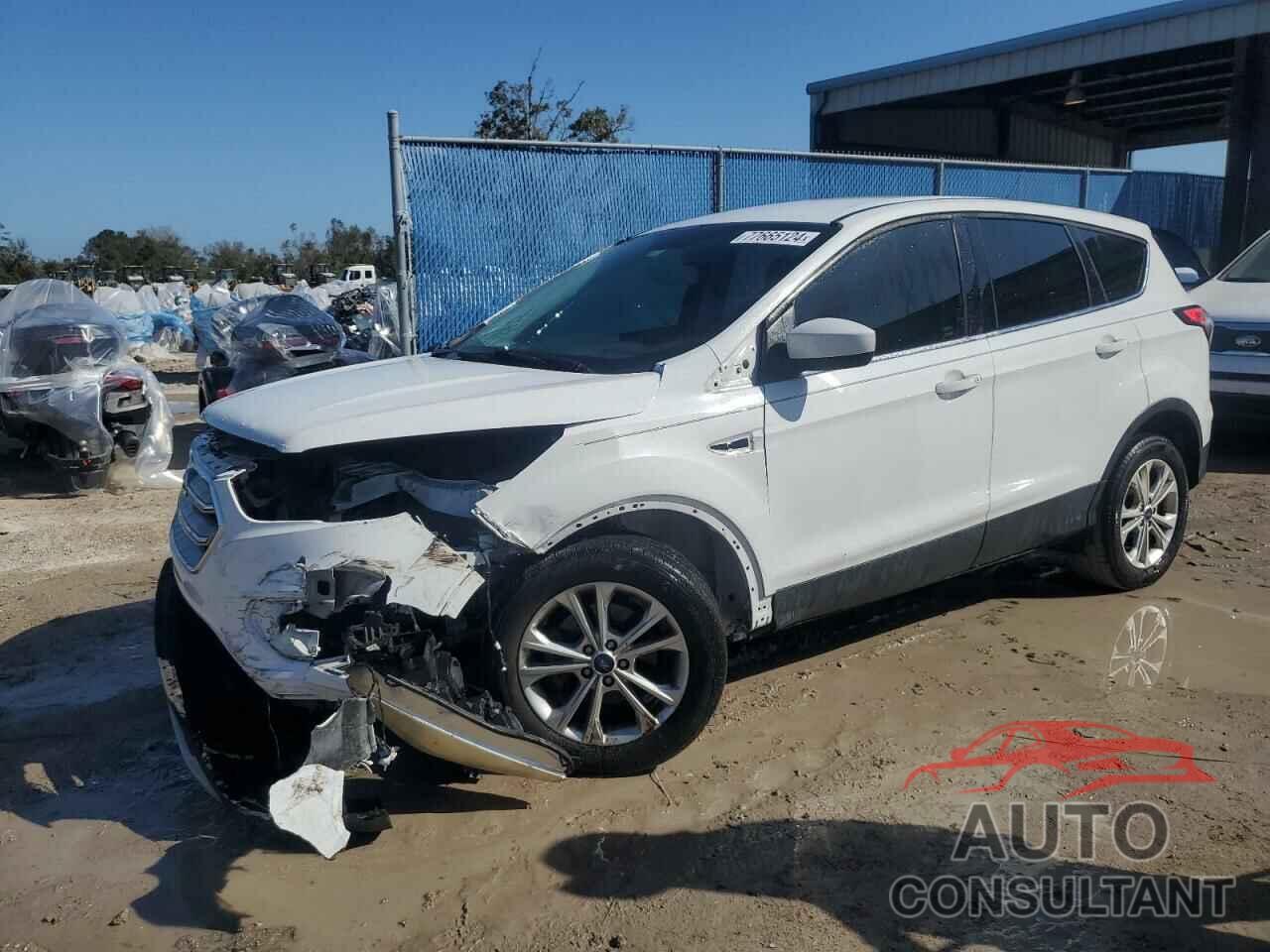 FORD ESCAPE 2017 - 1FMCU0GD8HUE43751