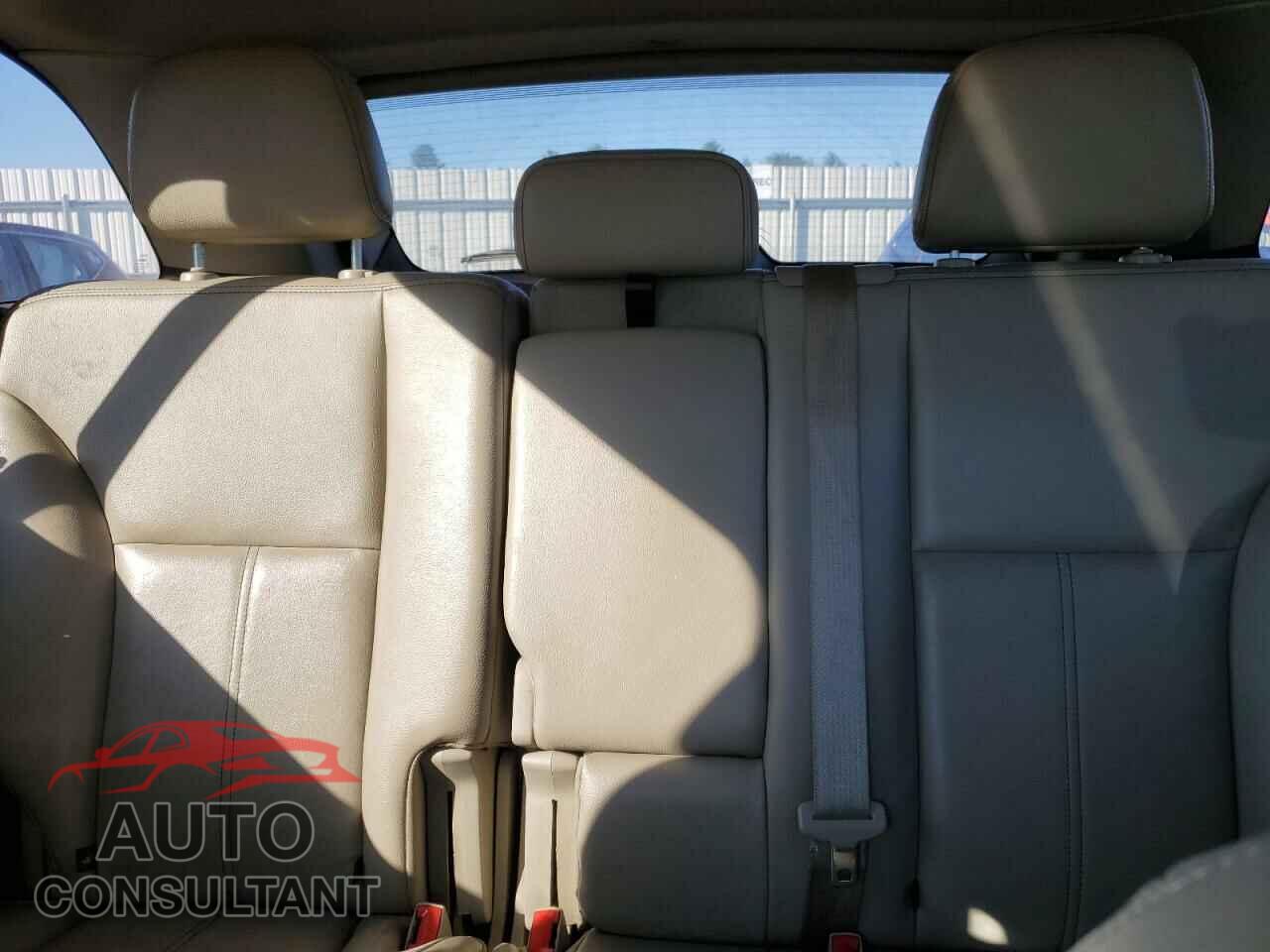 FORD EDGE 2013 - 2FMDK4JC2DBE05448