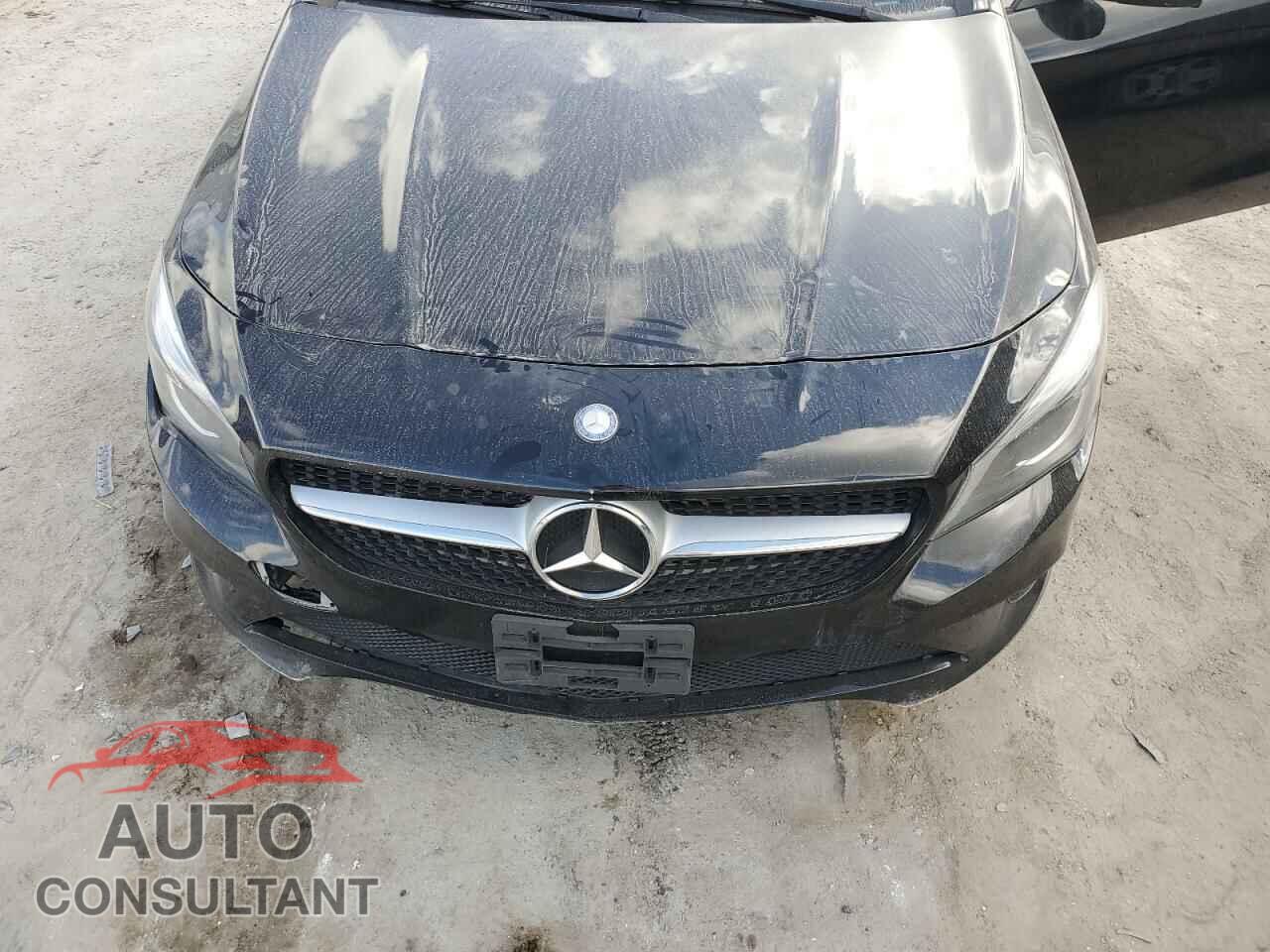 MERCEDES-BENZ CLA-CLASS 2015 - WDDSJ4EB0FN179357