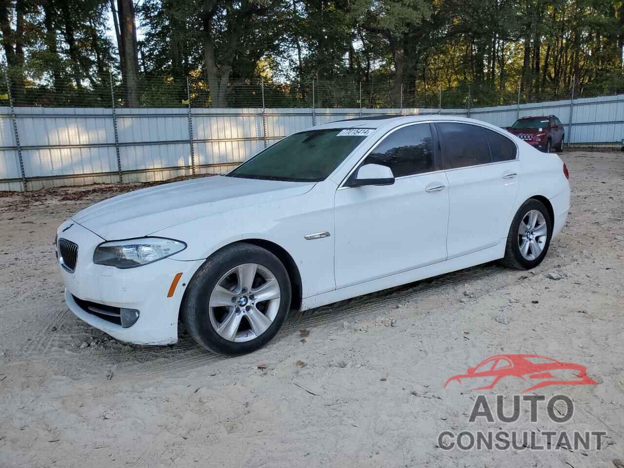 BMW 5 SERIES 2013 - WBAXG5C55DDY31407