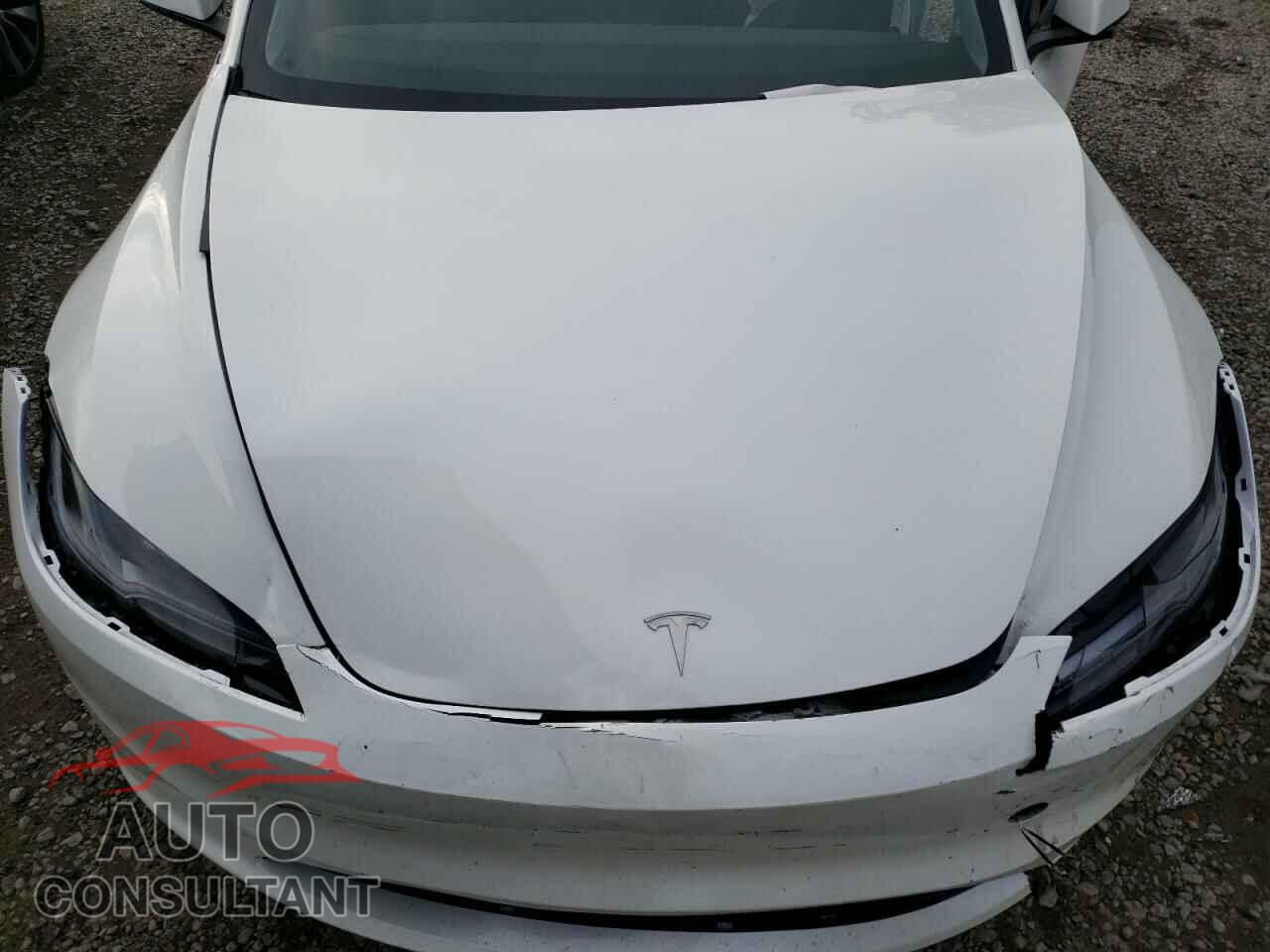 TESLA MODEL 3 2024 - 5YJ3E1EB3RF808971
