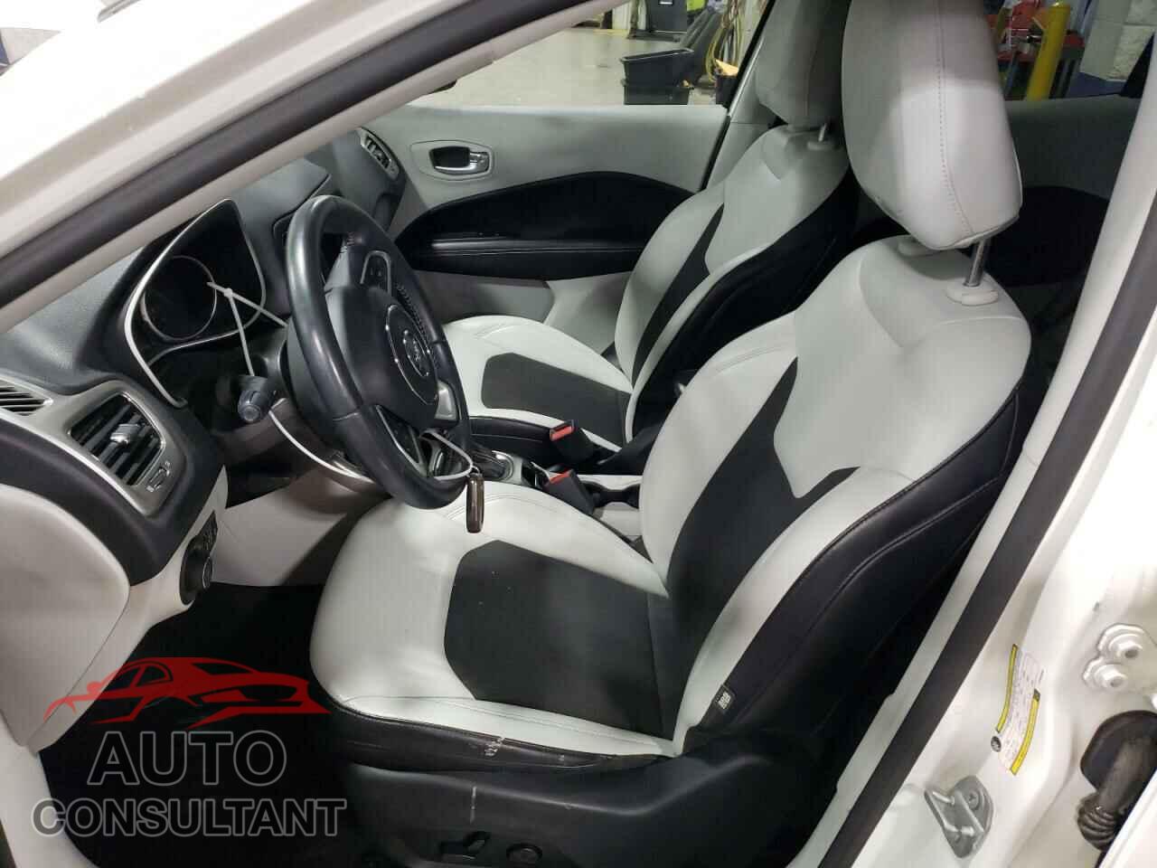 JEEP COMPASS 2017 - 3C4NJDBBXHT646959