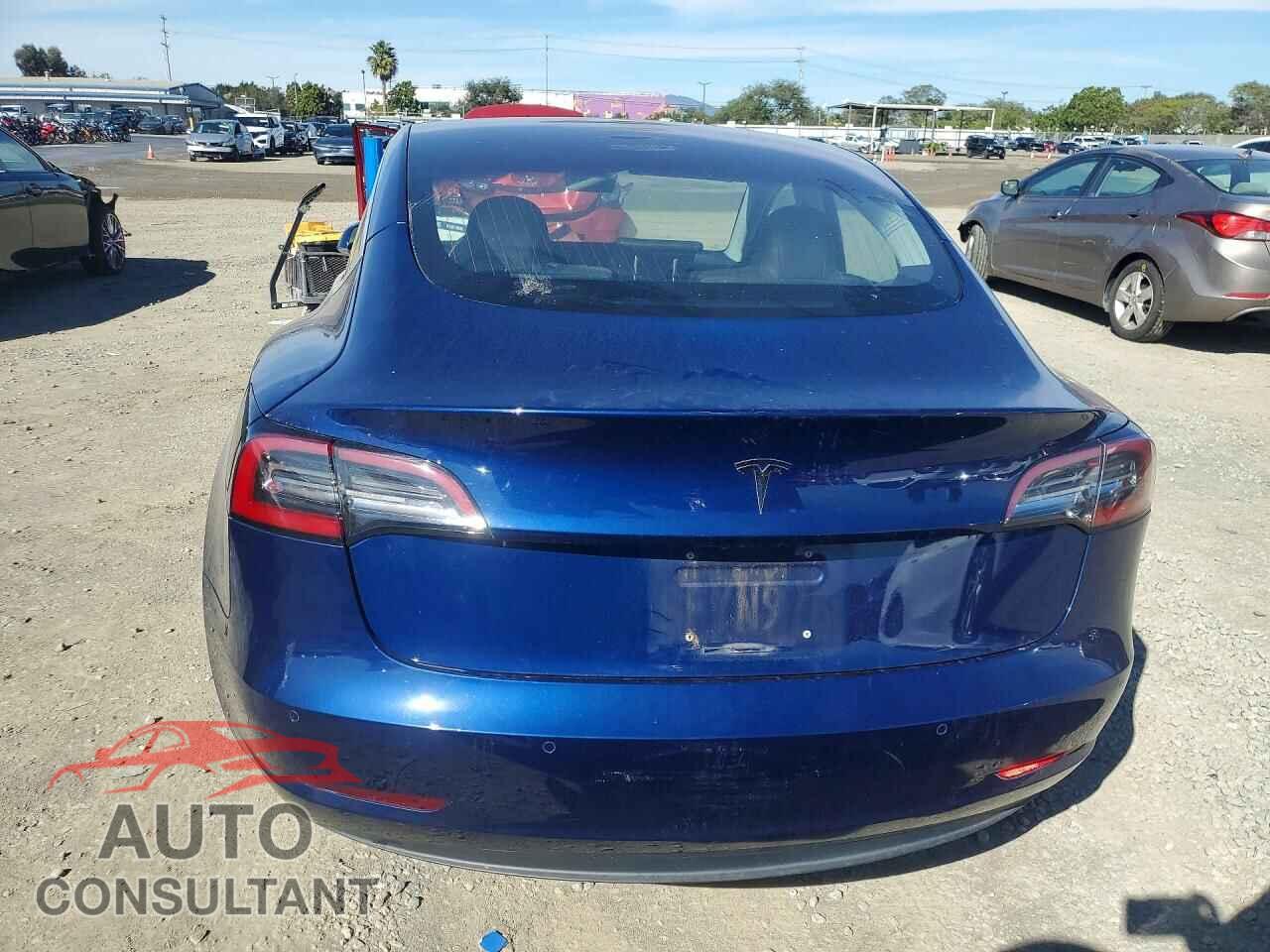 TESLA MODEL 3 2018 - 5YJ3E1EA9JF042806