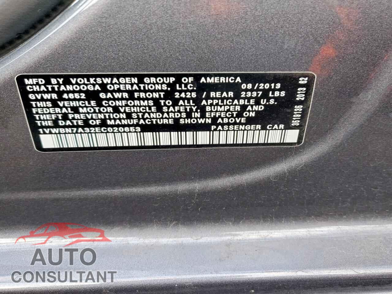 VOLKSWAGEN PASSAT 2014 - 1VWBN7A32EC020653