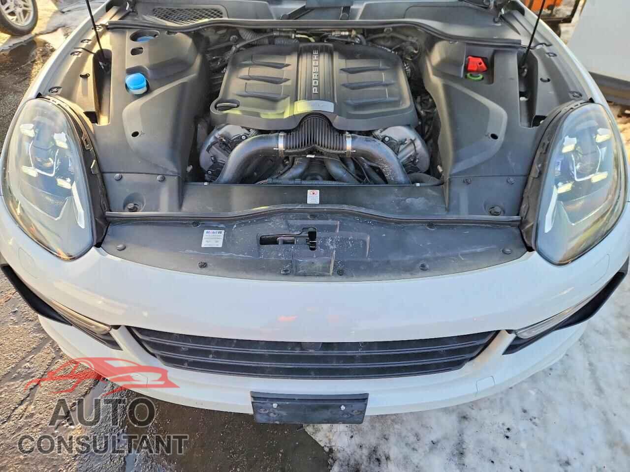 PORSCHE CAYENNE 2017 - WP1AD2A20HLA83877