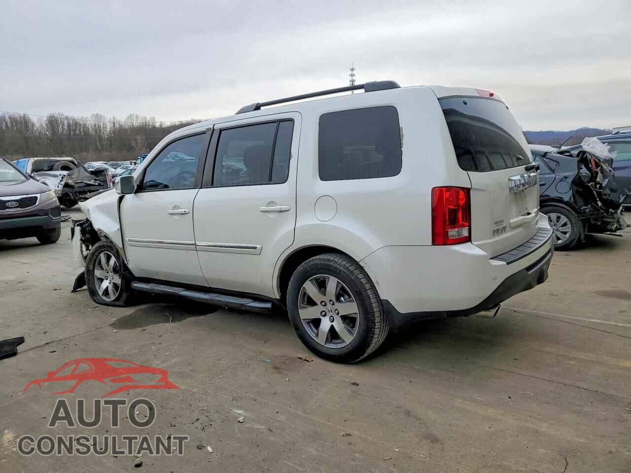 HONDA PILOT 2013 - 5FNYF3H90DB044397