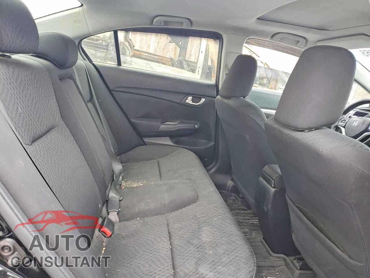 HONDA CIVIC 2015 - 2HGFB2E52FH044320