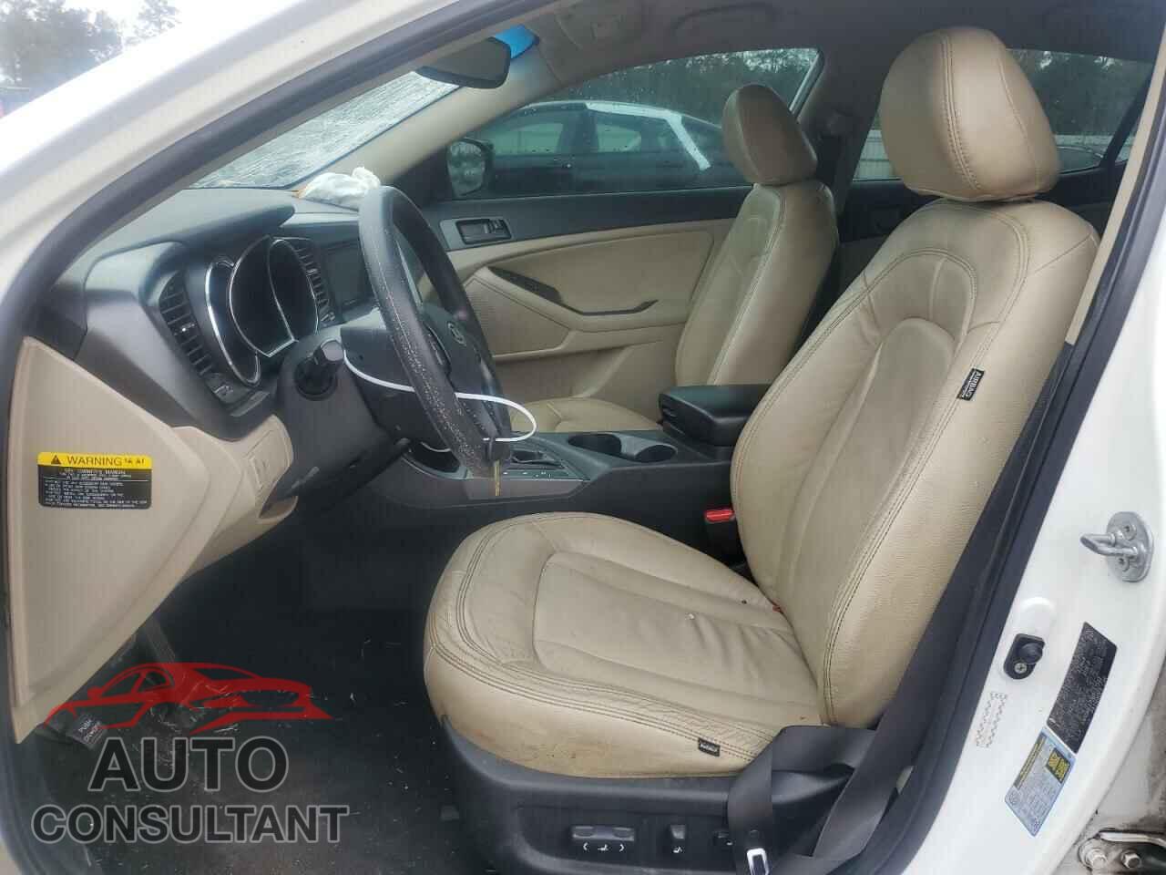 KIA OPTIMA 2011 - KNAGM4A70B5157598