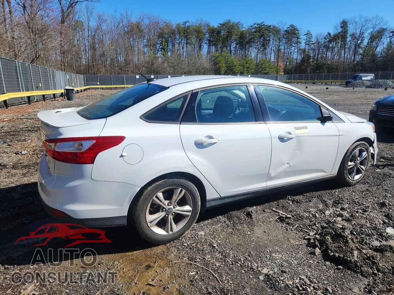 FORD FOCUS 2012 - 1FAHP3F22CL471844
