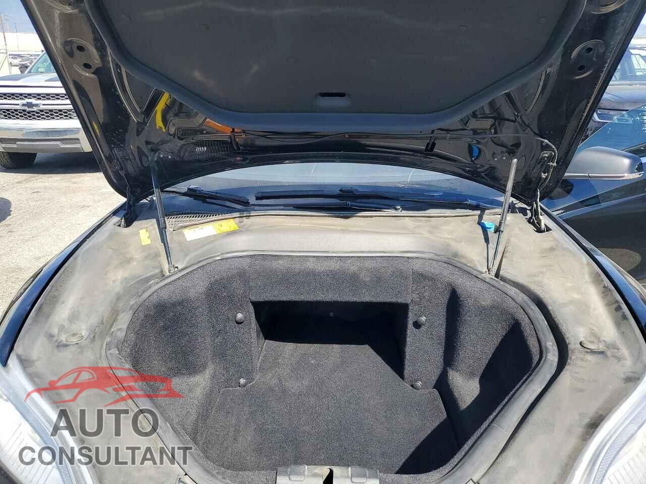 TESLA MODEL S 2013 - 5YJSA1CP8DFP11764
