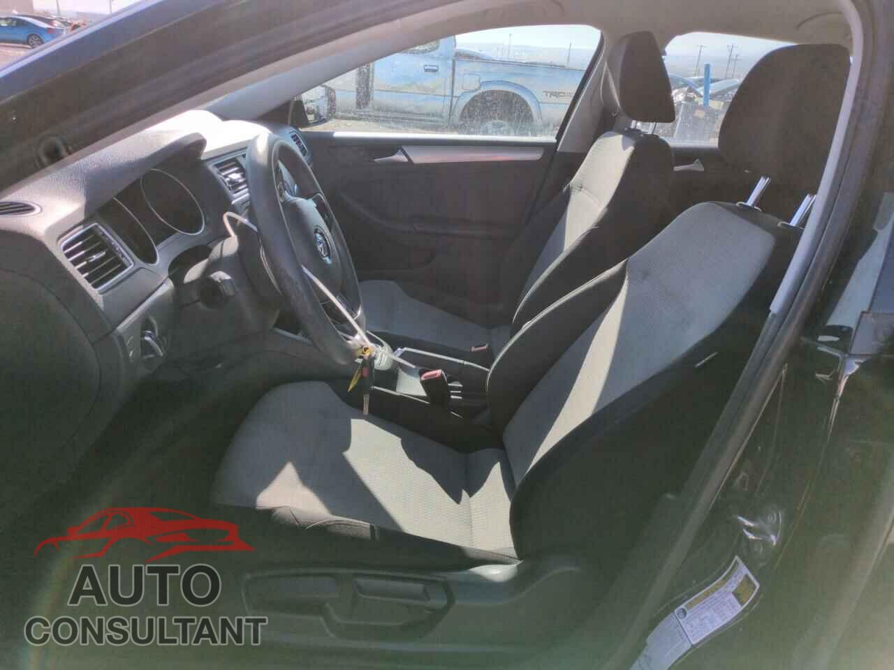 VOLKSWAGEN JETTA 2017 - 3VW2B7AJ6HM345574