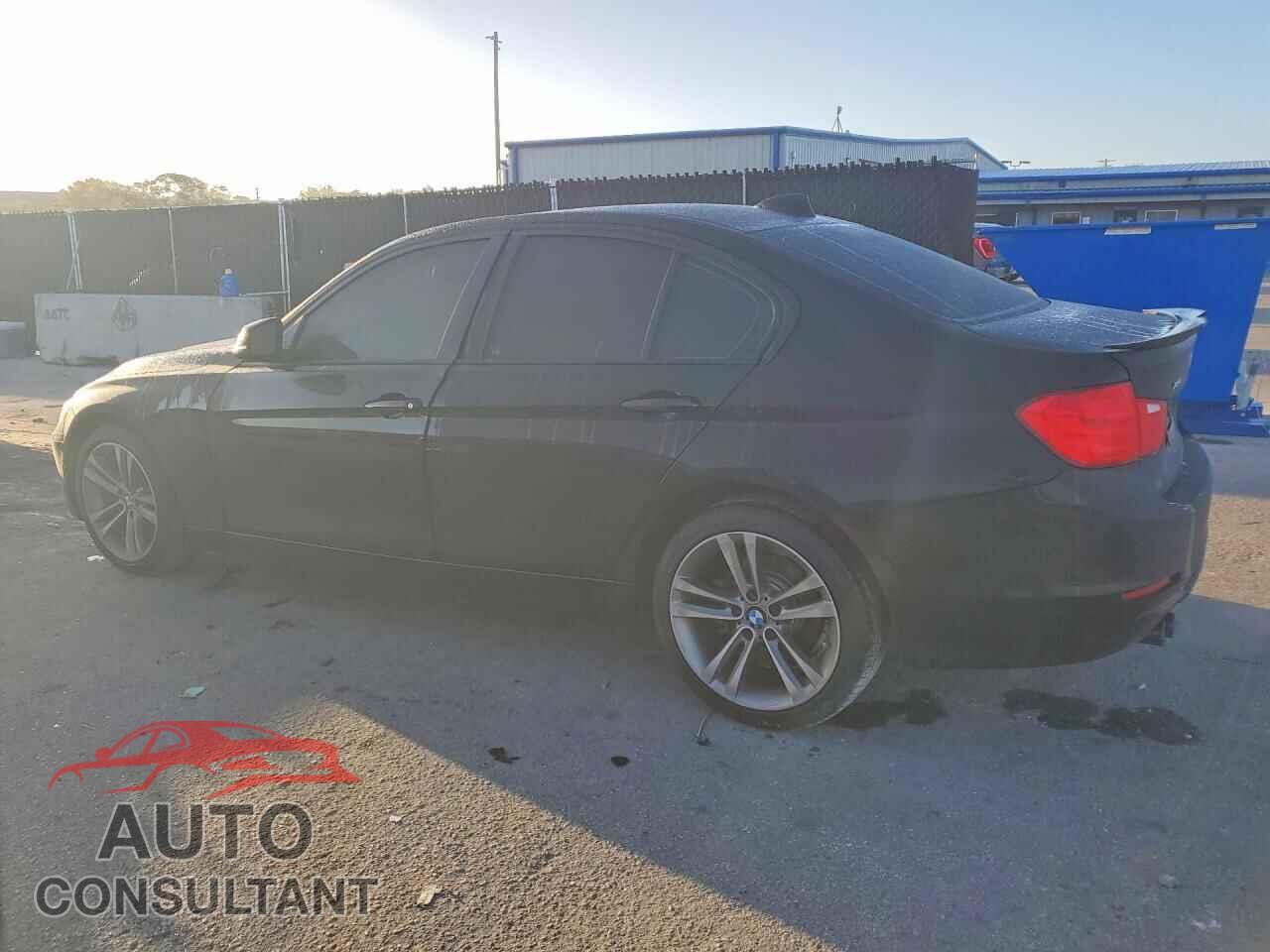 BMW 328 2013 - WBA3B5G52DNS02012