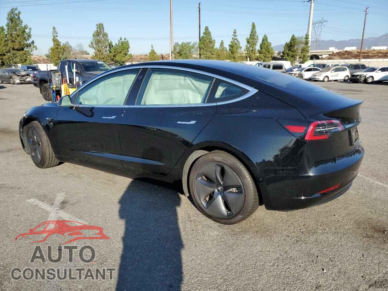 TESLA MODEL 3 2018 - 5YJ3E1EA8JF043218