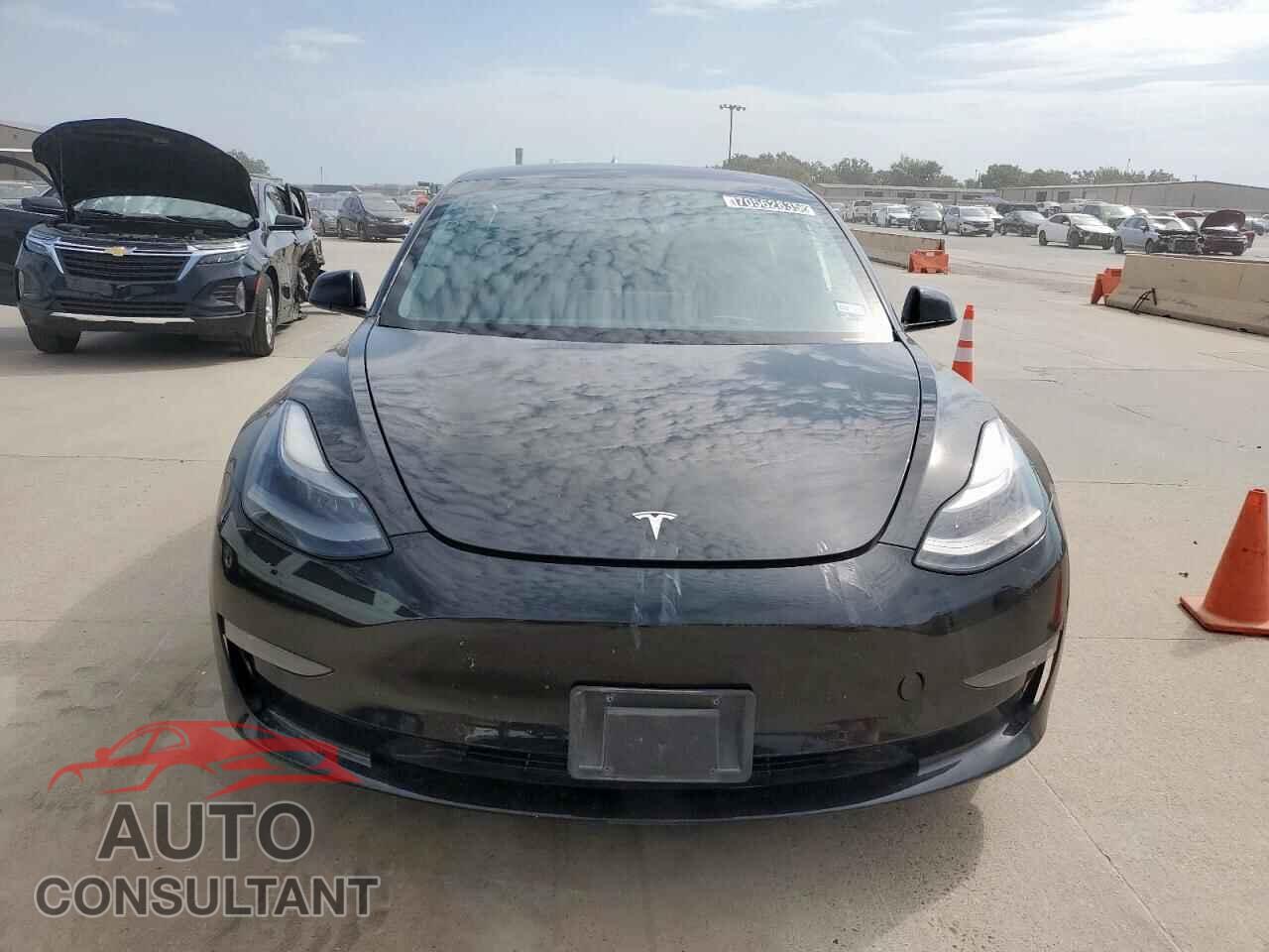 TESLA MODEL 3 2021 - 5YJ3E1EB4MF919036