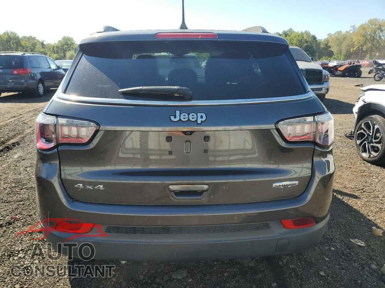 JEEP COMPASS 2018 - 3C4NJDBB9JT282054