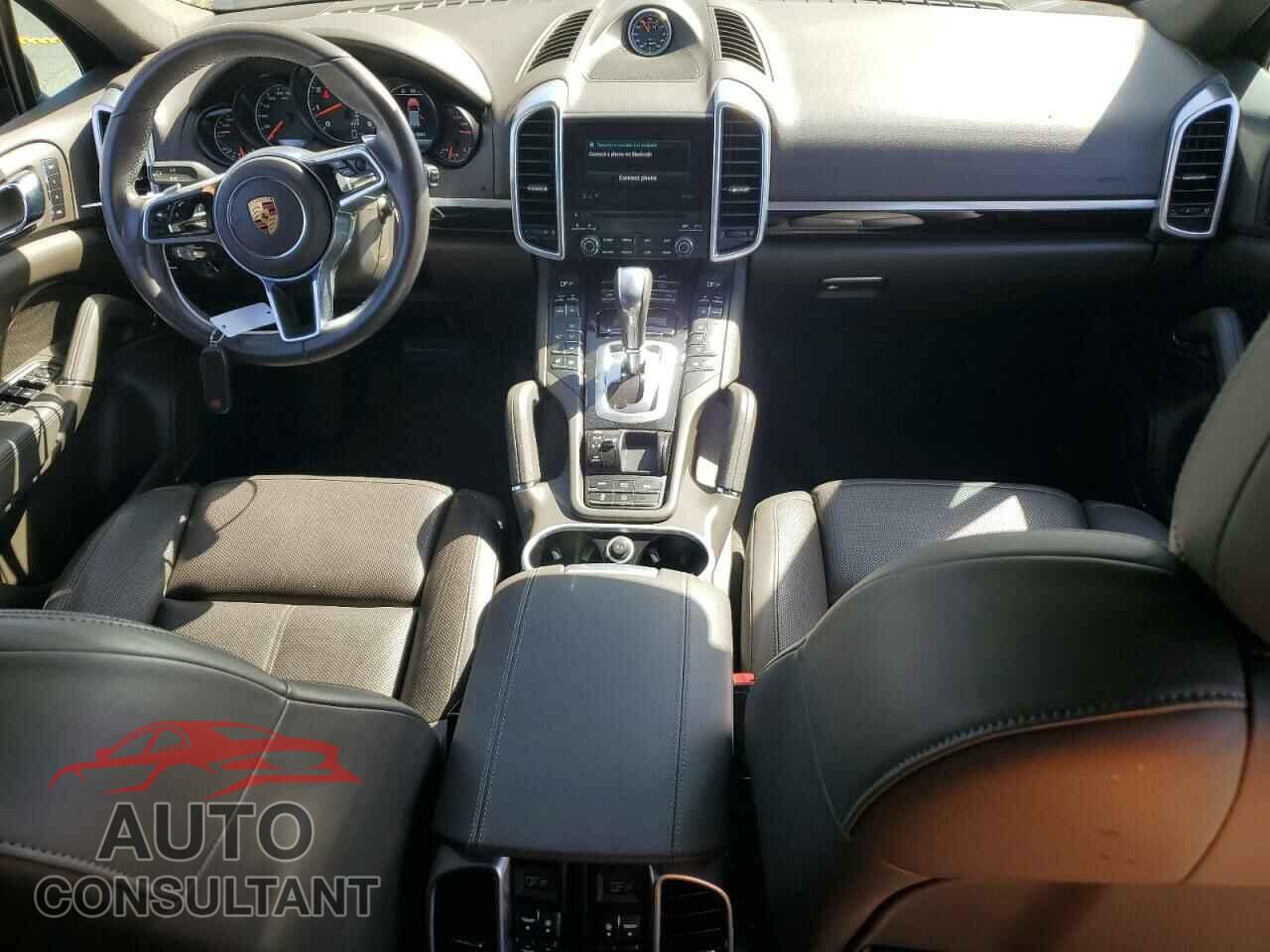 PORSCHE CAYENNE 2017 - WP1AA2A27HKA82224