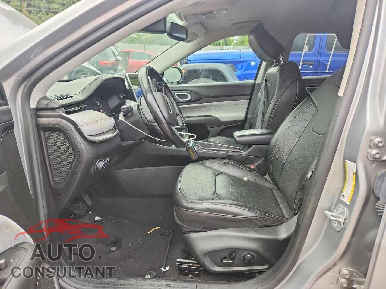 JEEP COMPASS 2022 - 3C4NJDFB3NT235568