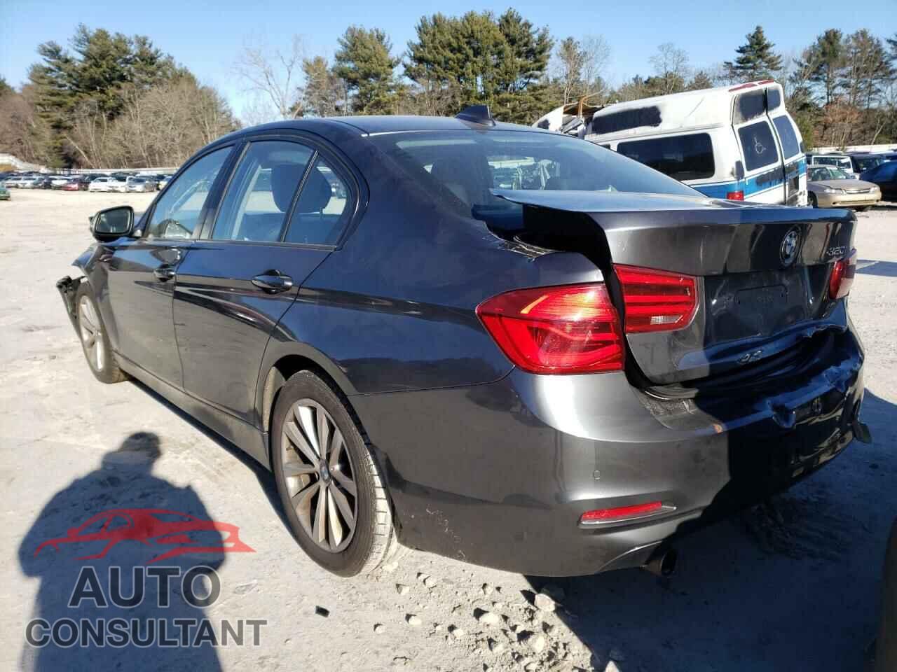 BMW 3 SERIES 2016 - WBA8E1G57GNU10574