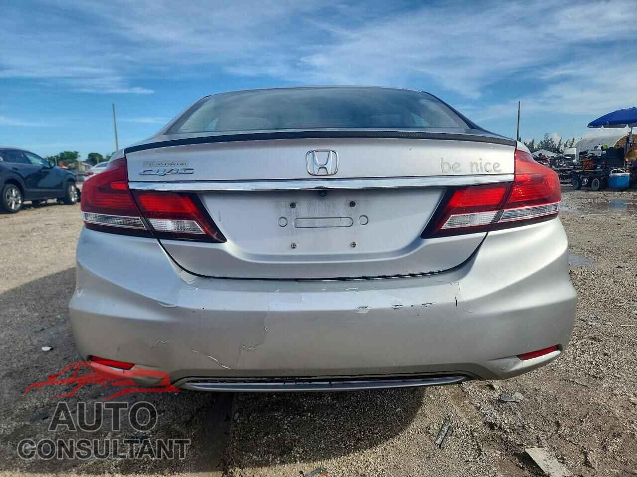 HONDA CIVIC 2014 - 19XFB2F5XEE028874