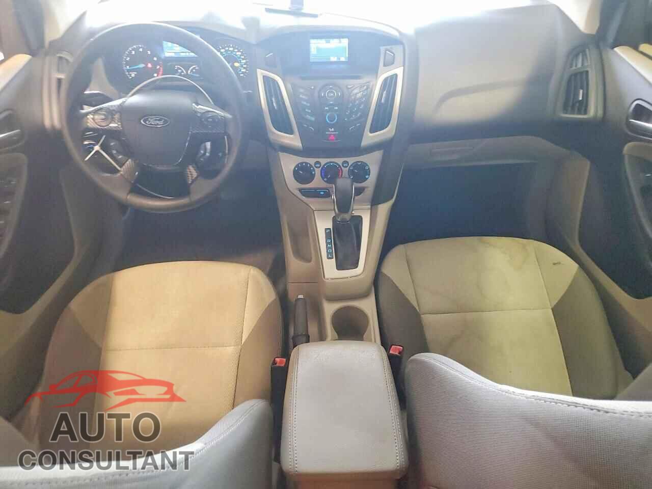 FORD FOCUS 2012 - 1FAHP3F21CL341859