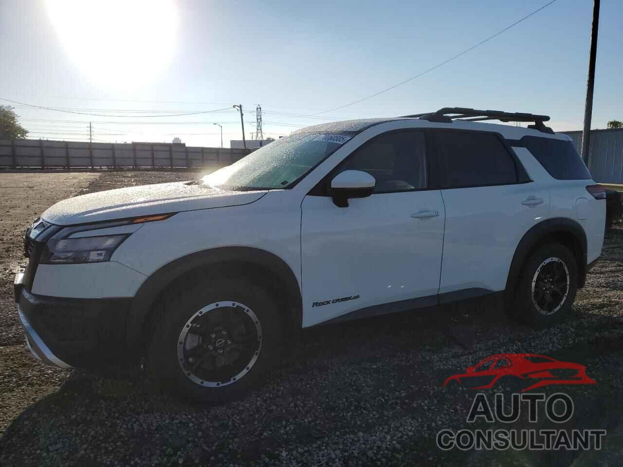 NISSAN PATHFINDER 2023 - 5N1DR3BD4PC265100