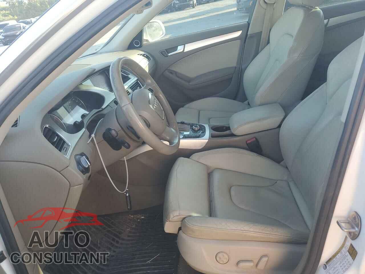 AUDI A4 2012 - WAUFFAFL3CN014561