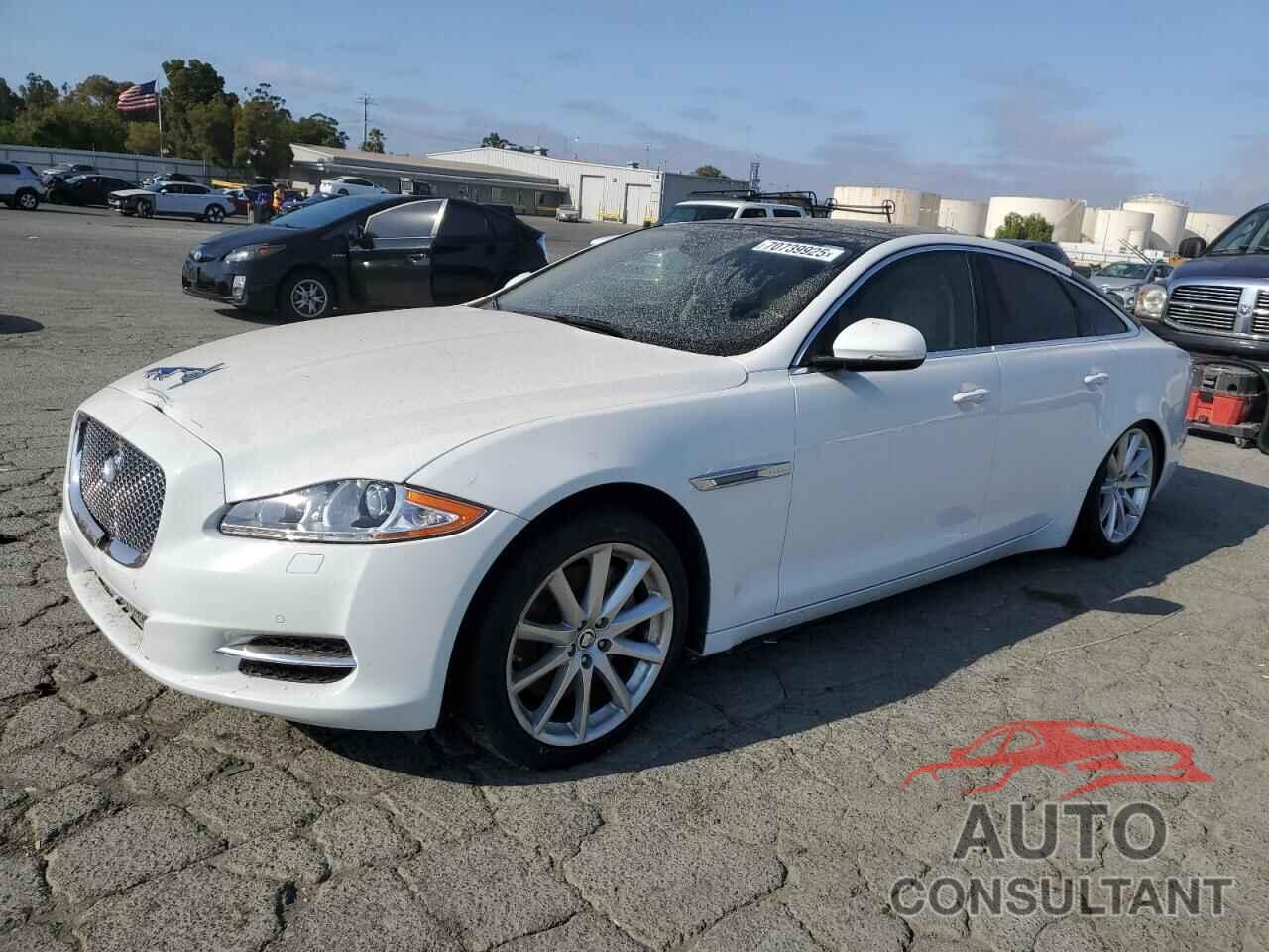 JAGUAR XJ 2013 - SAJWA1C75D8V55556
