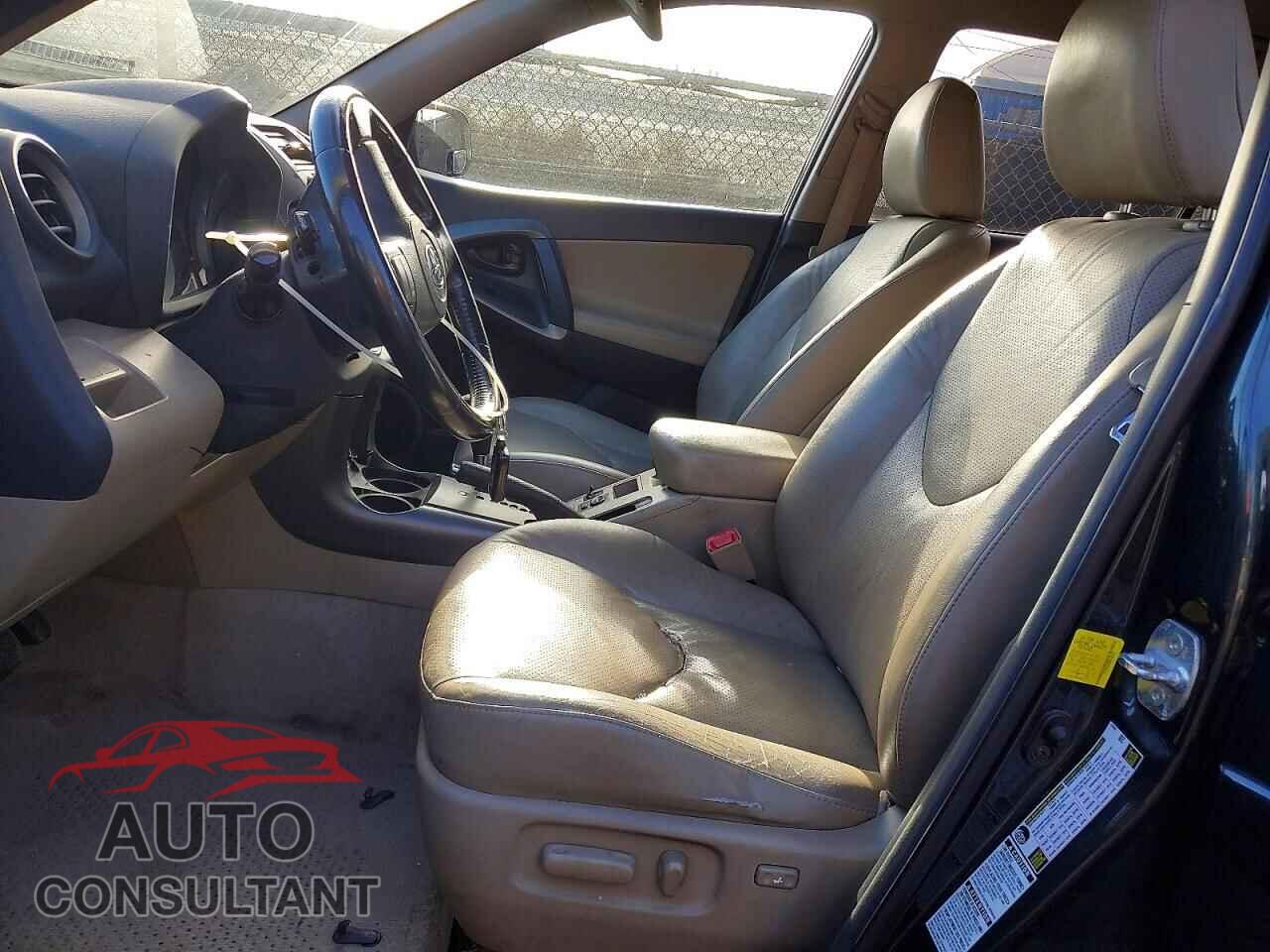 TOYOTA RAV4 2011 - 2T3DF4DV9BW140852