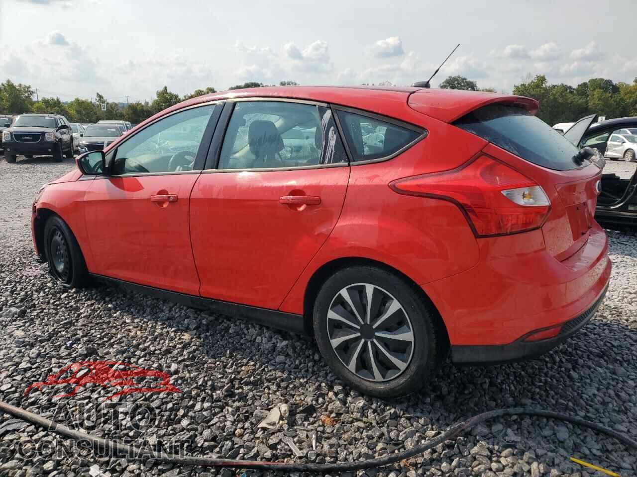 FORD FOCUS 2012 - 1FAHP3K2XCL146199