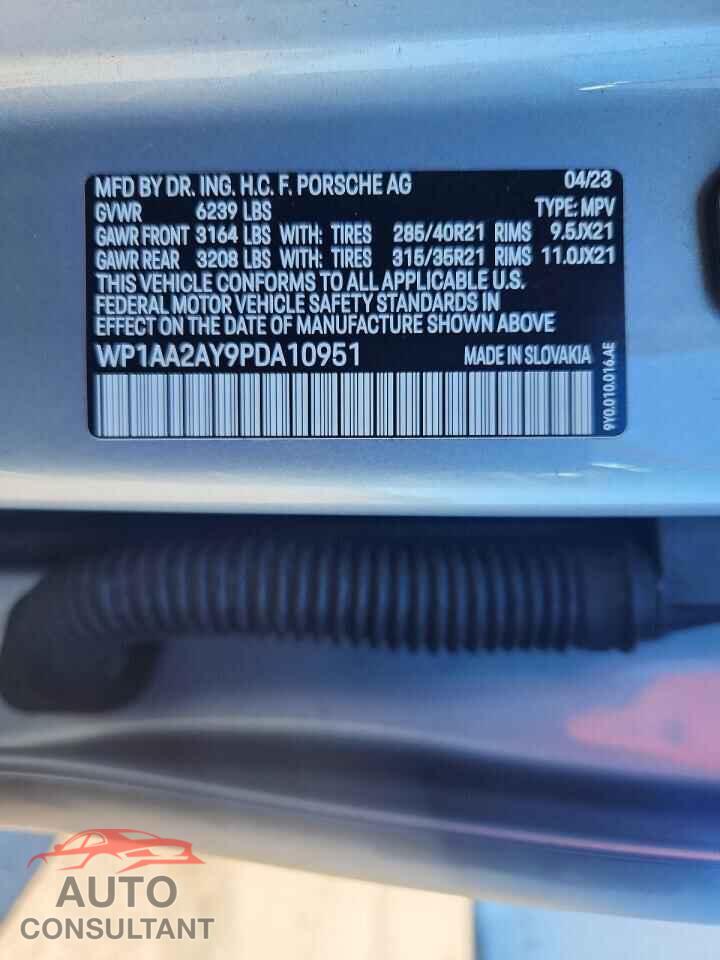 PORSCHE CAYENNE 2023 - WP1AA2AY9PDA10951