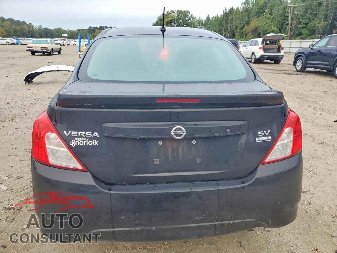 NISSAN VERSA 2017 - 3N1CN7AP3HL853528