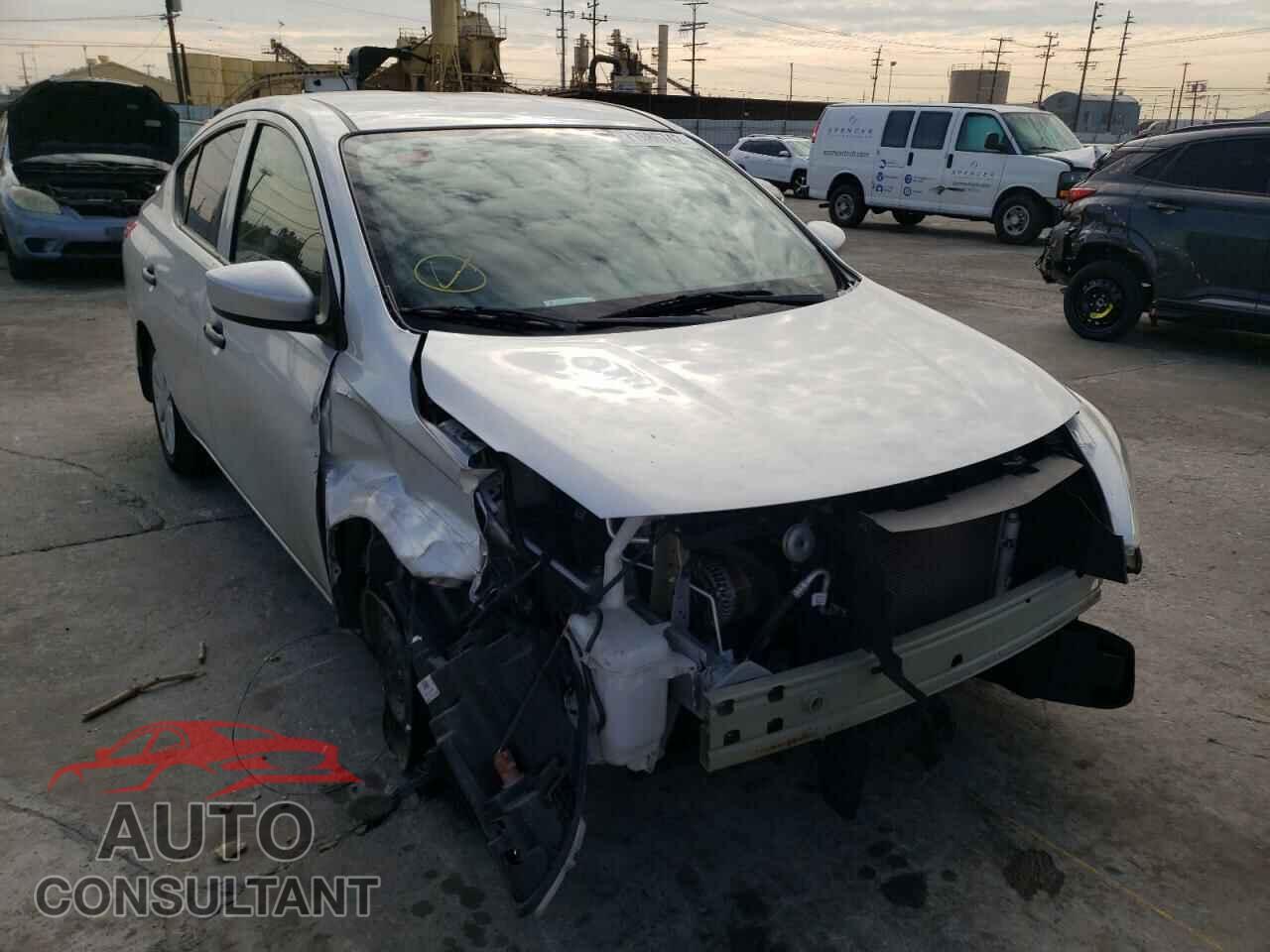 NISSAN VERSA 2017 - 3N1CN7AP4HL862013