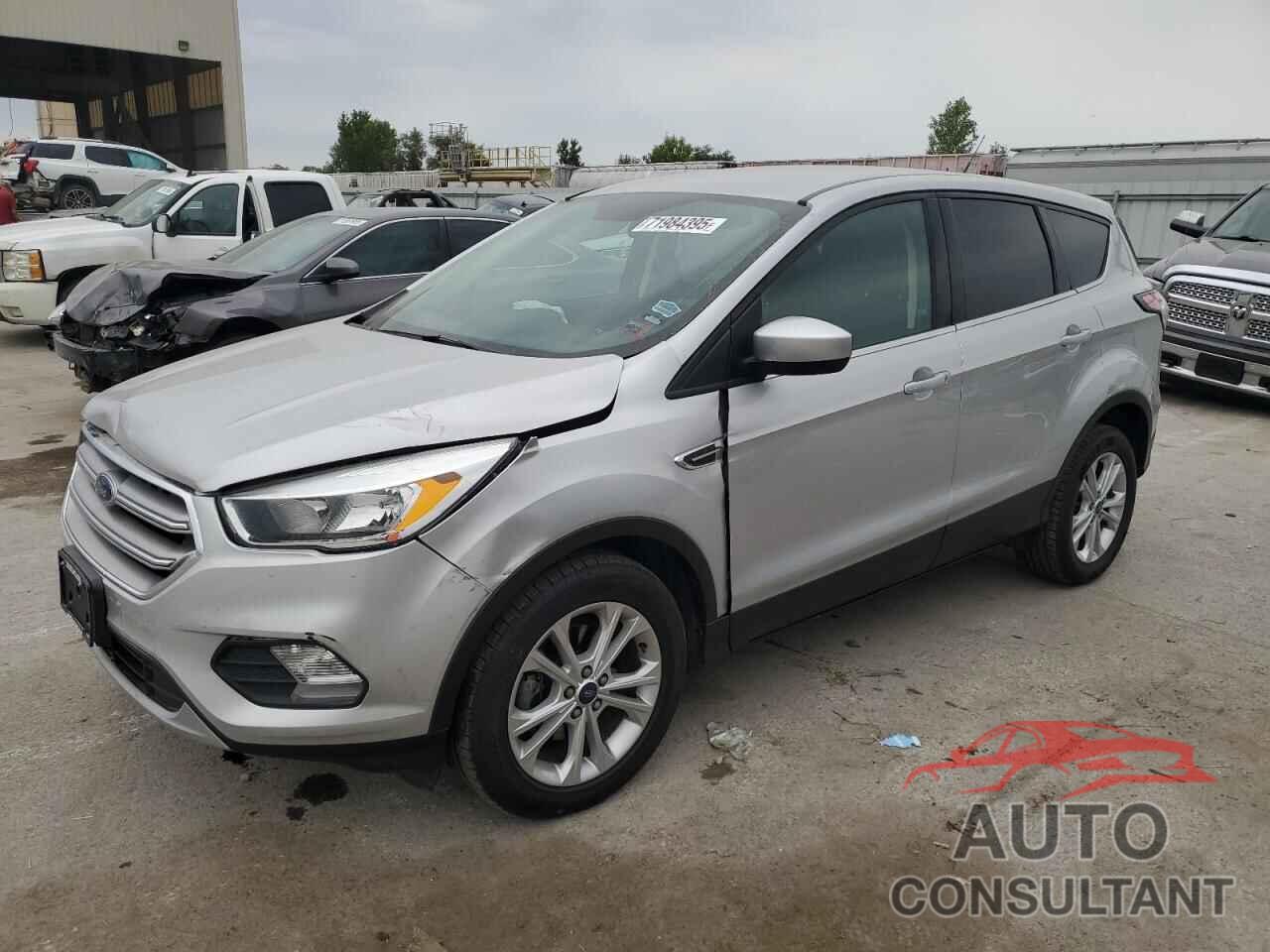 FORD ESCAPE 2017 - 1FMCU0GD3HUC78806