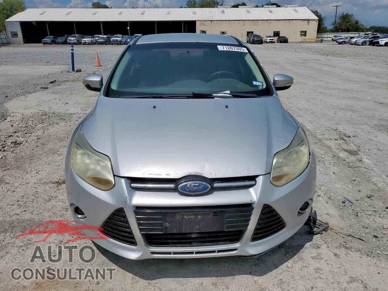 FORD FOCUS 2014 - 1FADP3F21EL123180
