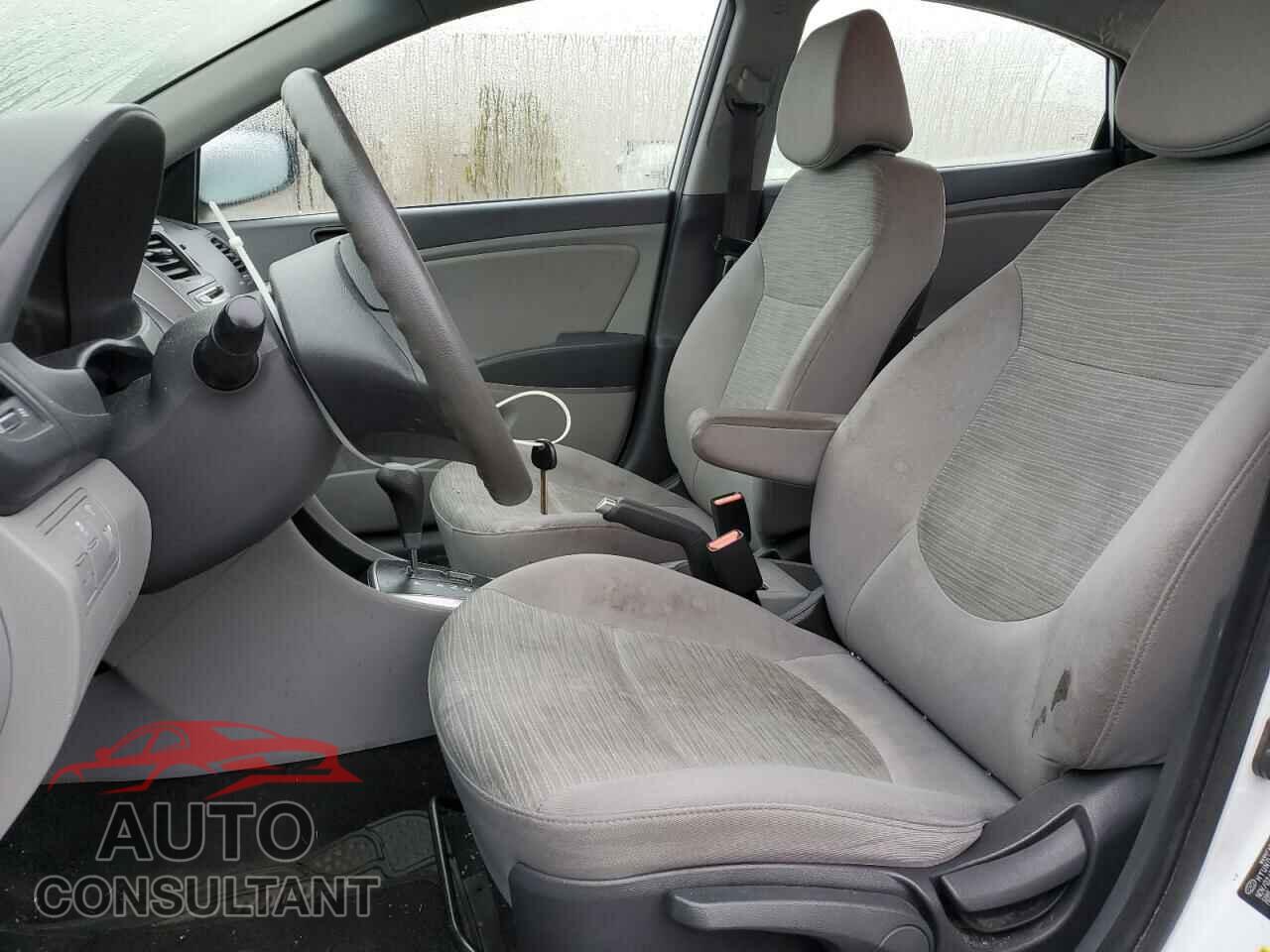 HYUNDAI ACCENT 2017 - KMHCT4AE2HU241421