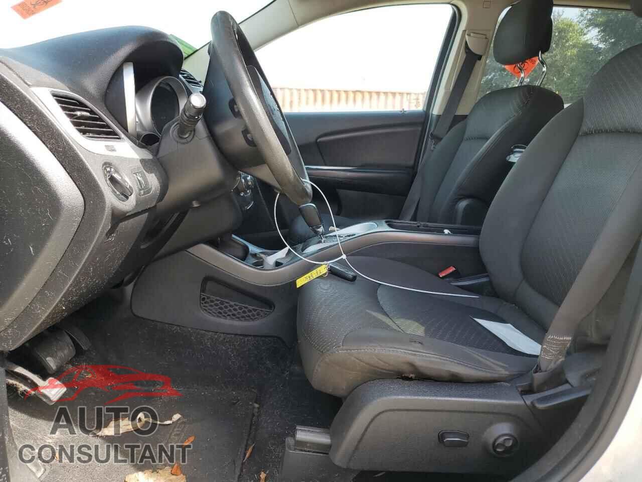 DODGE JOURNEY 2015 - 3C4PDCBB6FT627624