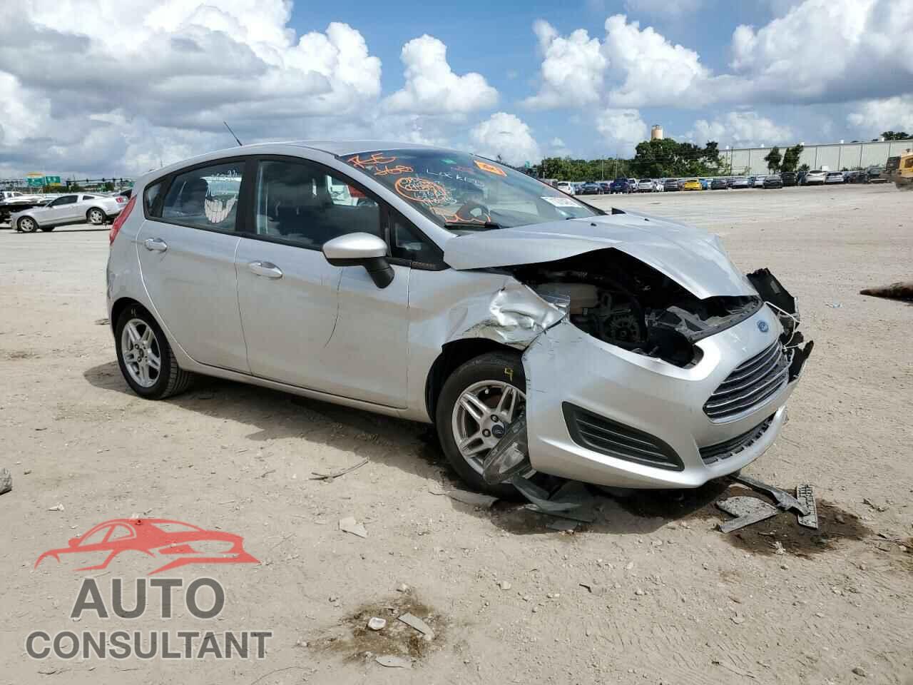 FORD FIESTA 2017 - 3FADP4EJ6HM123242