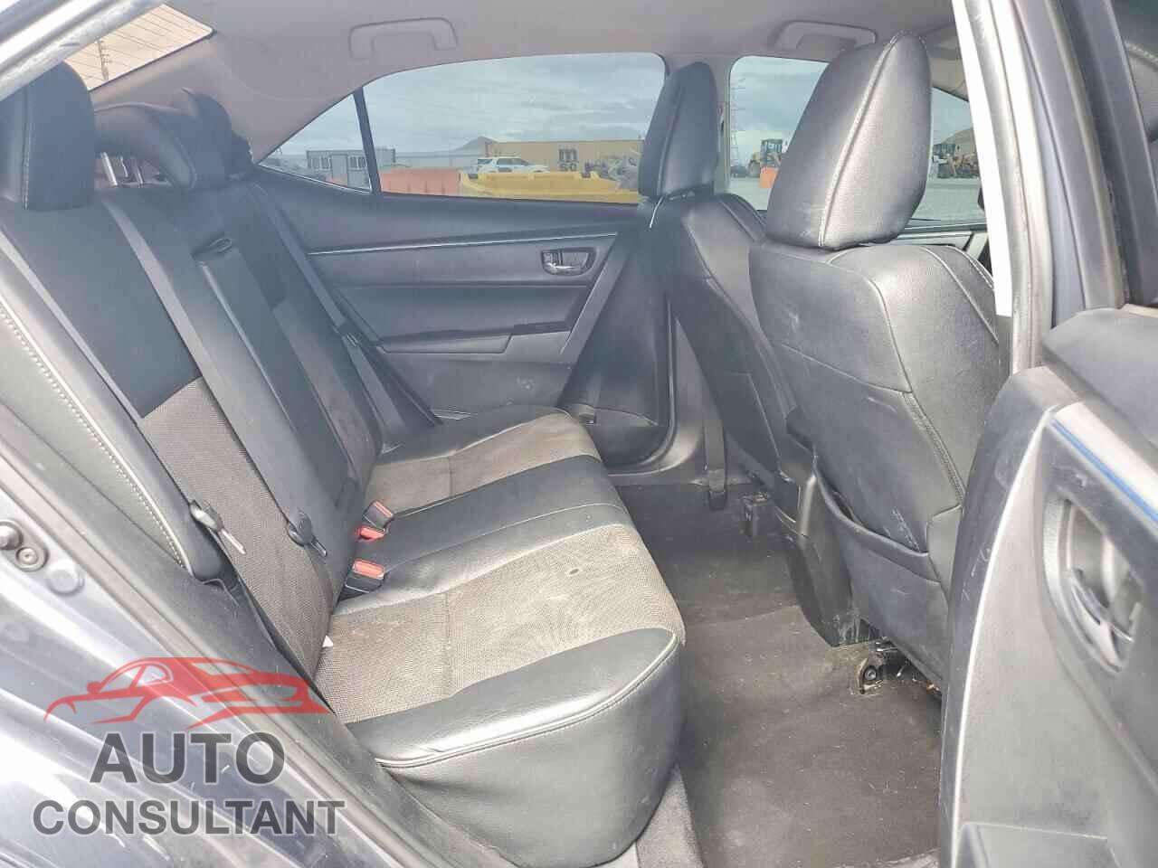 TOYOTA COROLLA 2015 - 5YFBURHE7FP296084