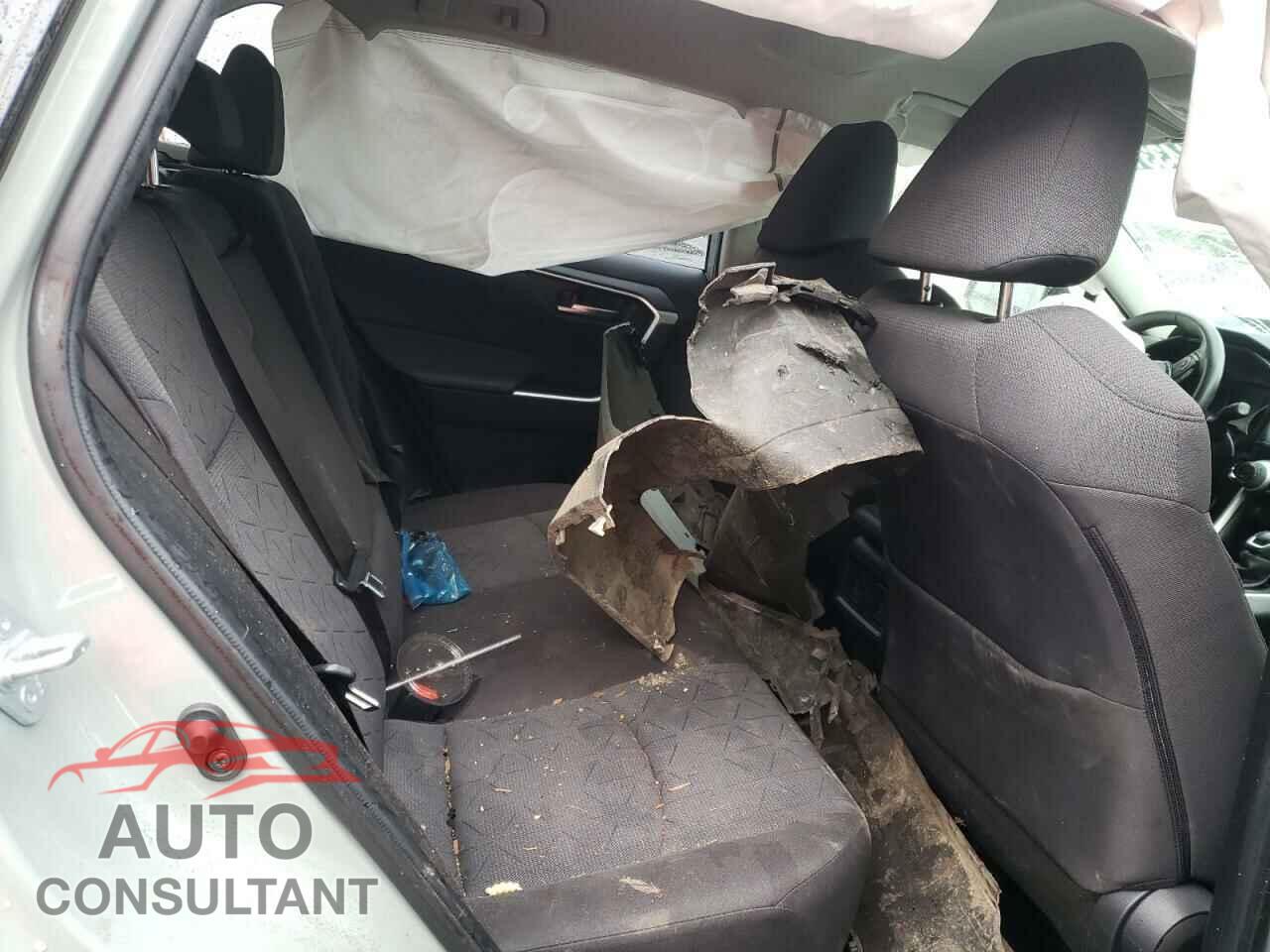 TOYOTA RAV4 2021 - JTMP1RFV7MD074856