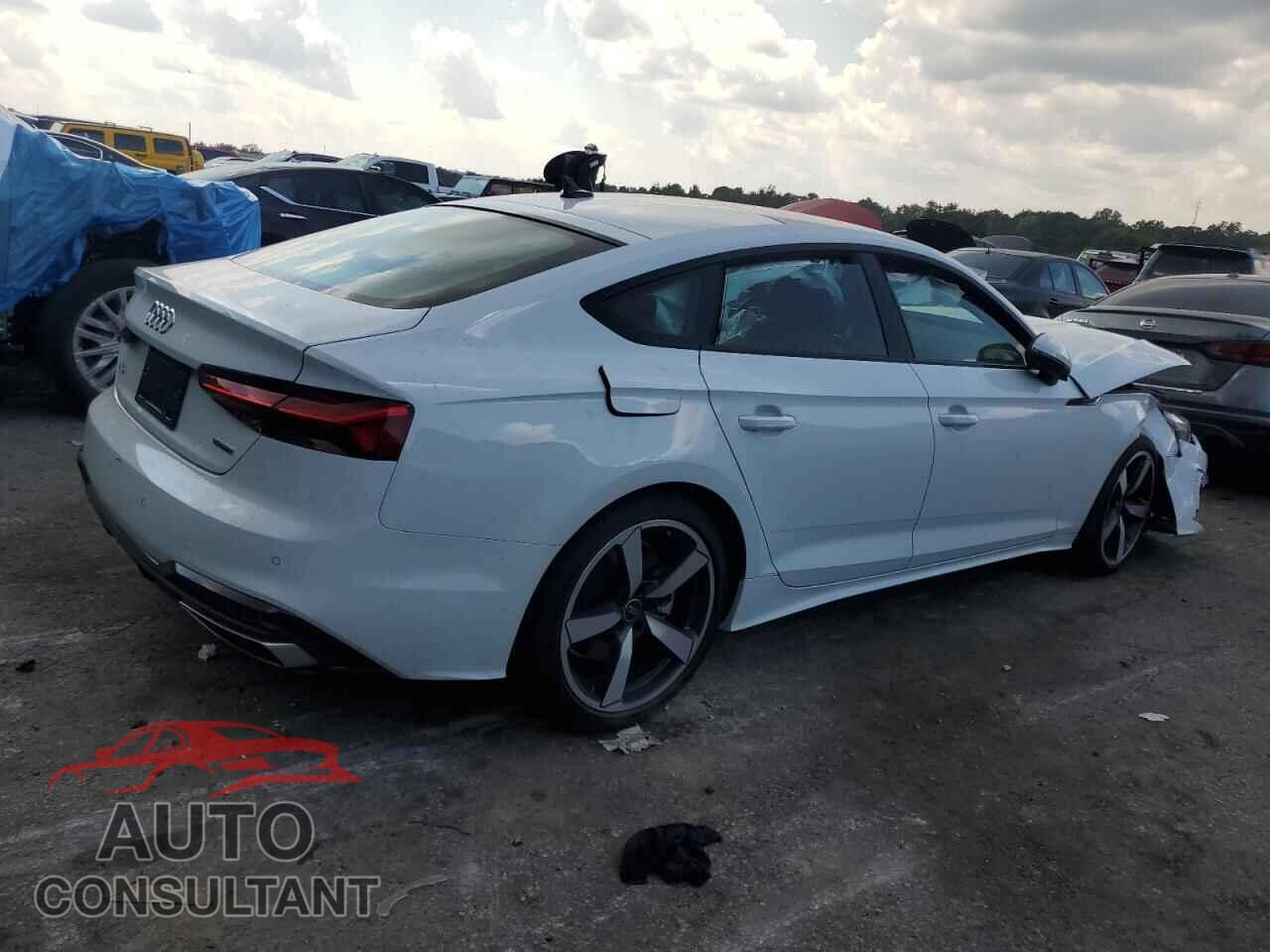 AUDI A5 2025 - WAUFACF5XSA017376