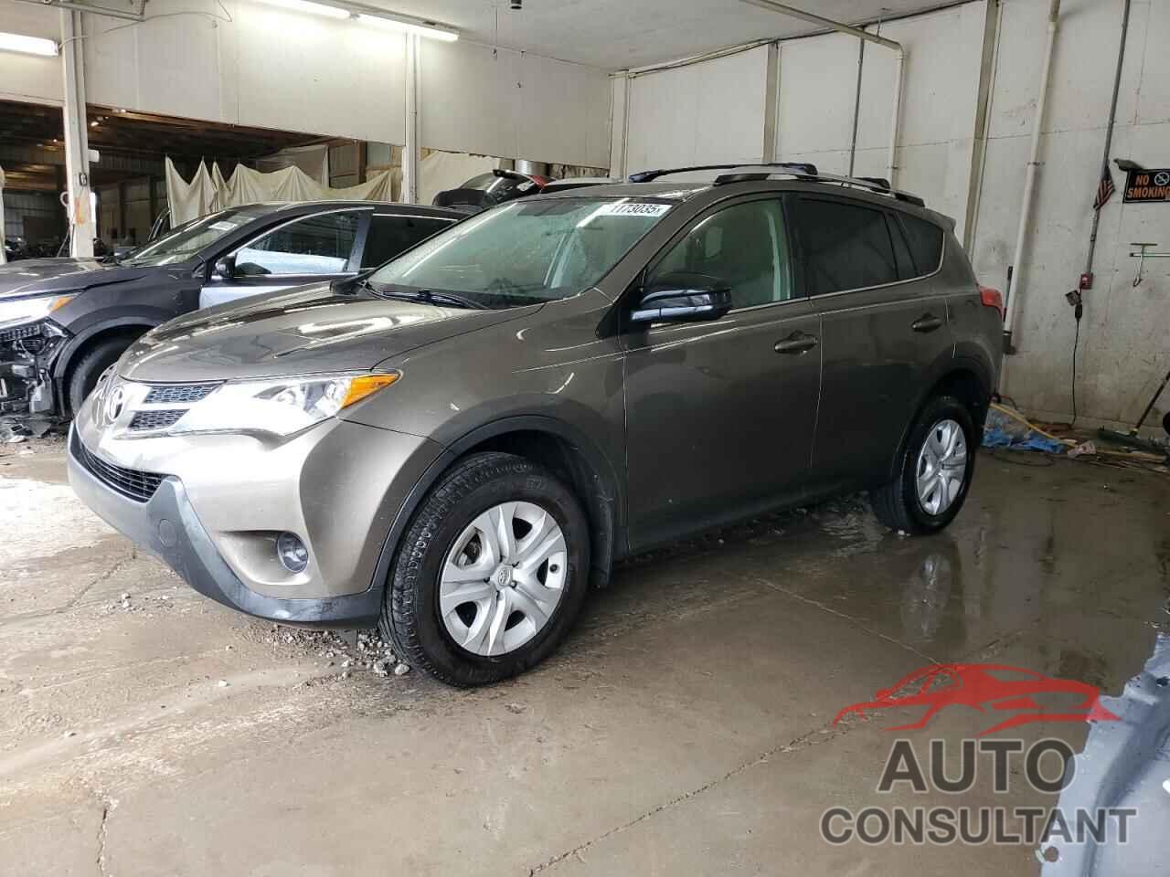 TOYOTA RAV4 2015 - JTMBFREV7FD156019