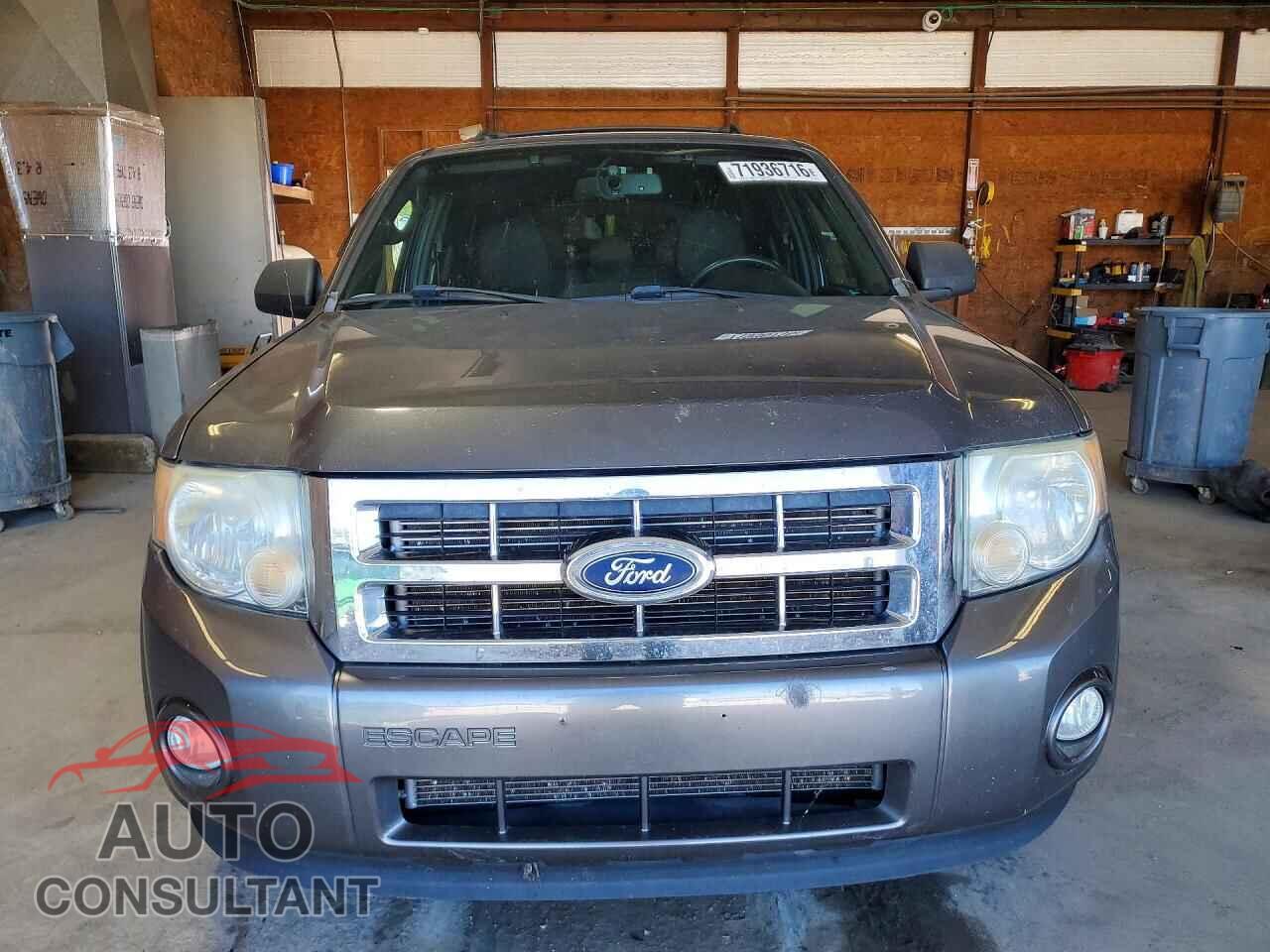 FORD ESCAPE 2011 - 1FMCU9DG9BKB01182