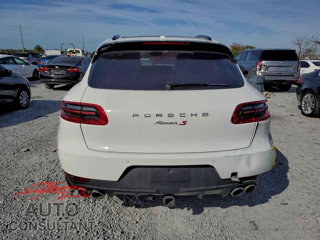 PORSCHE MACAN 2015 - WP1AB2A52FLB63646