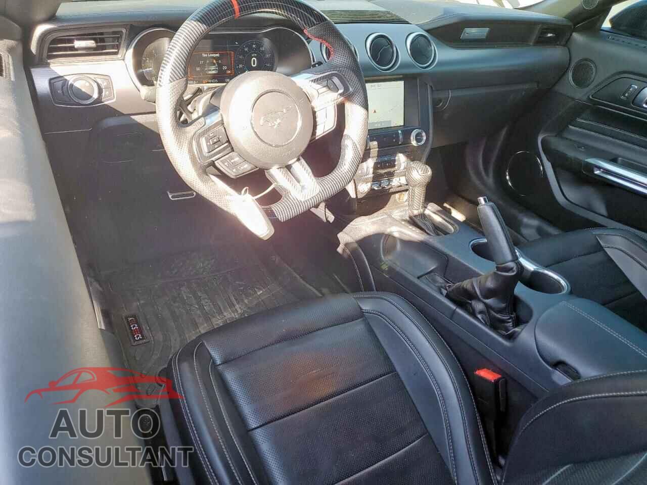 FORD MUSTANG 2019 - 1FA6P8CF5K5200419