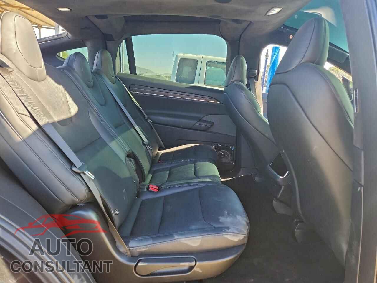 TESLA MODEL X 2024 - 7SAXCDE5XRF447857
