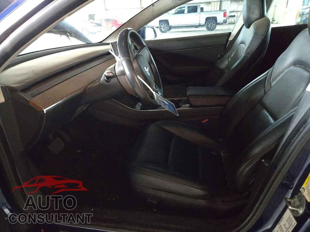 TESLA MODEL 3 2019 - 5YJ3E1EA4KF299681