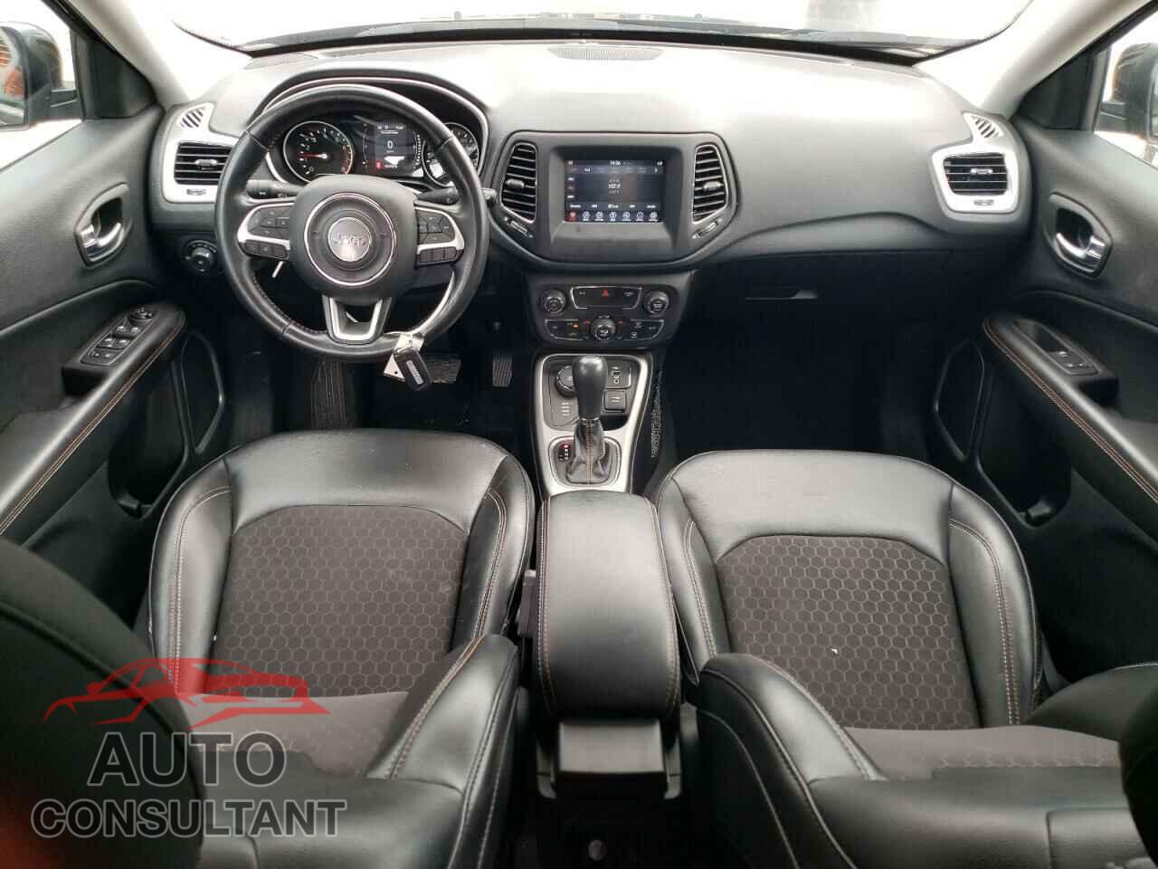 JEEP COMPASS 2020 - 3C4NJDBB7LT240761