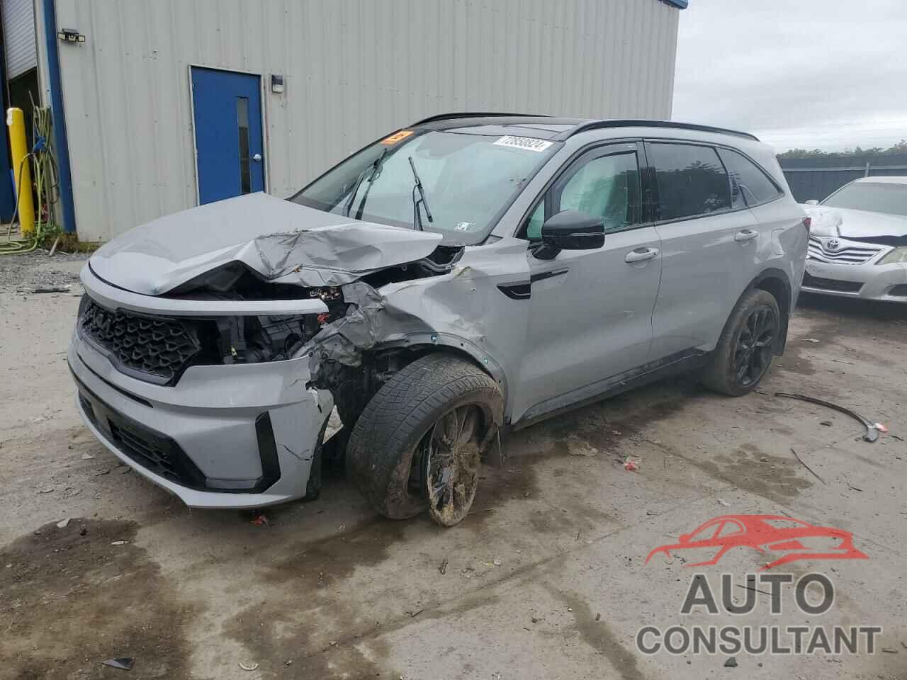 KIA SORENTO 2023 - 5XYRKDLF8PG163444